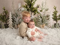 Image 1 of WEEKDAY CHRISTMAS MINI SESSIONS
