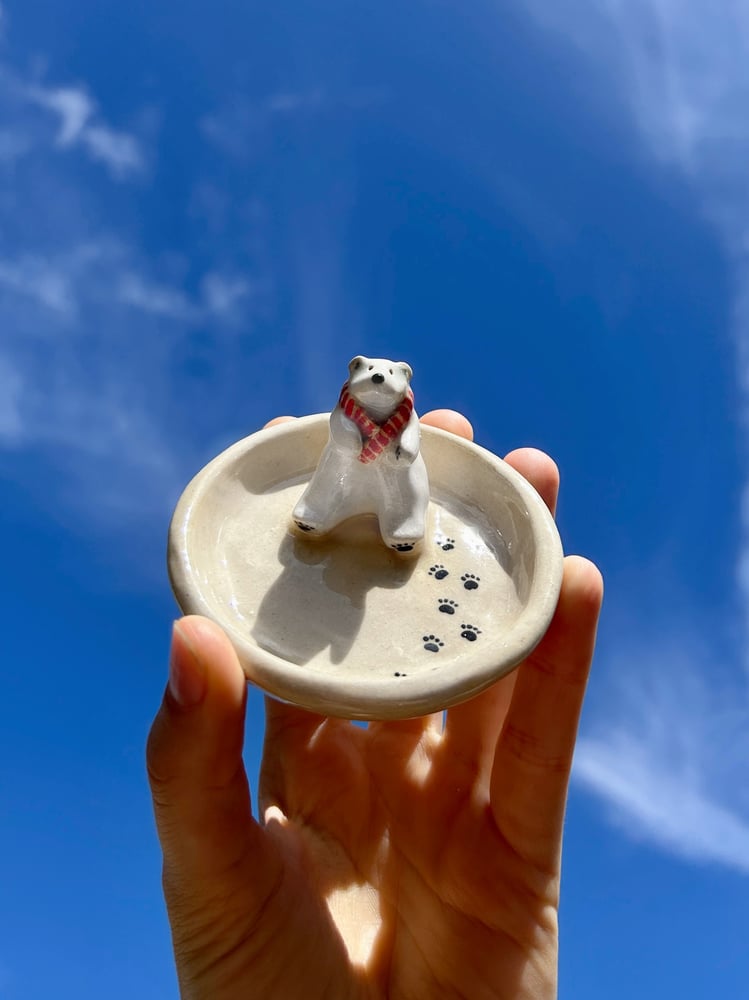 Image of trinket dishes