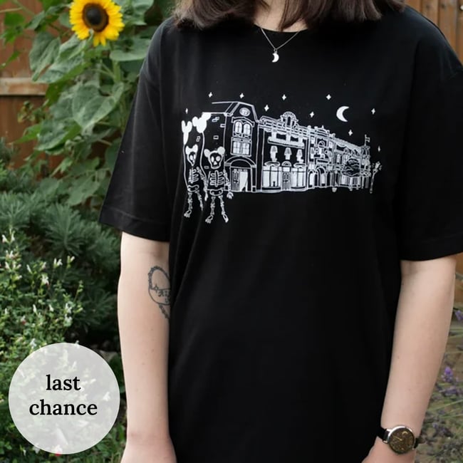 'Main Street Scare Zone' Oversized Tee