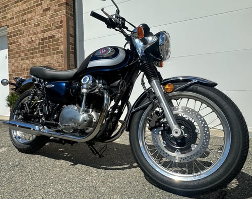 Image of 2021 Kawasaki W800 with only 3,210 miles! Price reduced to $6099