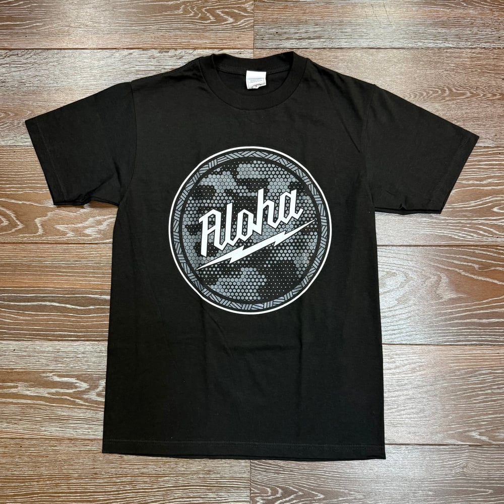 Image of DIGI CAMO ALOHA WAUKEE MENS SHIRT BLK-GRY