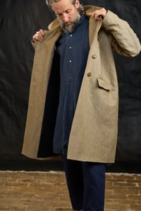 Image 22 of Raglan long Coat - Natural
