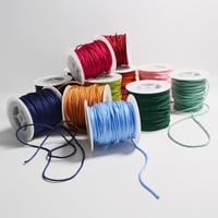 Image 4 of Vlechten met allure: maak je eigen designerarmband met eeuwenoude technieken