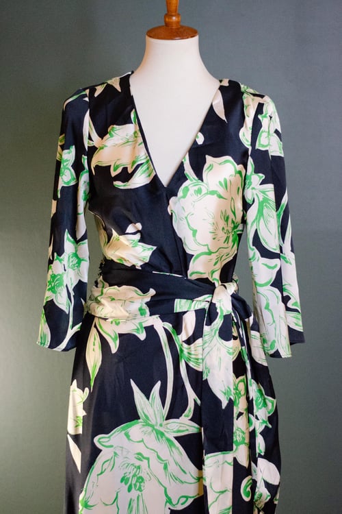 Image of Modern Zara Deep Floral Kimono Sleeve Wrap Front Dress