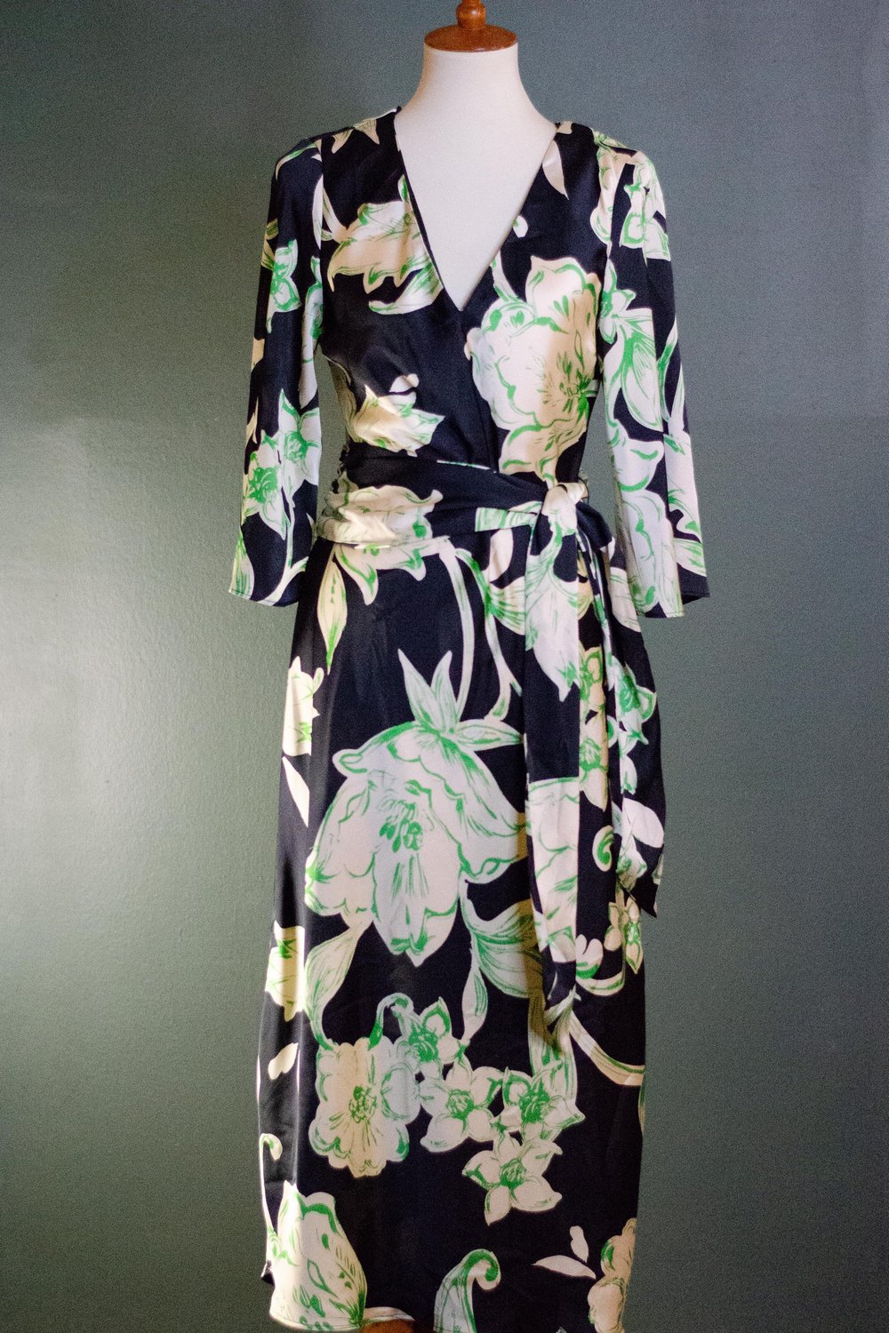 Image of Modern Zara Deep Floral Kimono Sleeve Wrap Front Dress