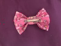 Image 2 of Friend Shaped Hairbow