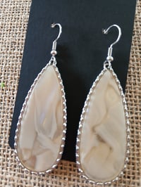 Image 2 of Mother of Pearl Fashion Earrings