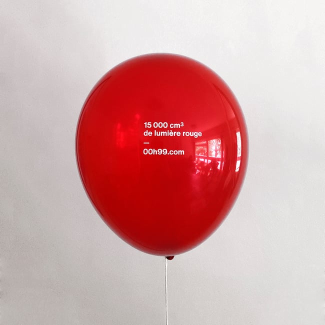 15 000 CM3 DE LUMIÈRE ROUGE