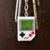 Image 2 of Retro játékkonzol kulcstartó | Retro game console keychain