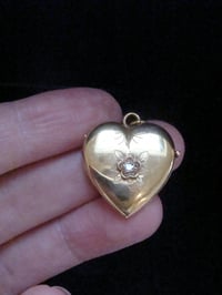 Image 2 of EDWARDIAN 15CT- 18CT HIGH CARAT OLD CUT DIAMOND HEART LOCKET 