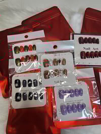 Image 1 of Press-On Nails – XS Nail Bed