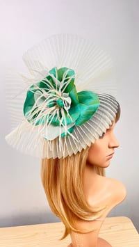 Image 1 of Ivory Fascinator Green Silk Flower Mini Hat Sculpted Crinoline Headpiece Wedding Hat