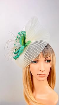 Image 2 of Ivory Fascinator Green Silk Flower Mini Hat Sculpted Crinoline Headpiece Wedding Hat