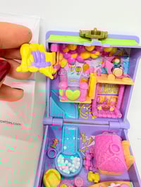 Image 12 of Ensemble bracelet et Polly Pocket Mini livre violet pays merveilleux rare