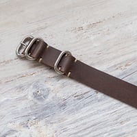 Image 3 of 20mm Horween Derby Single Pass Strap - Nut Brown