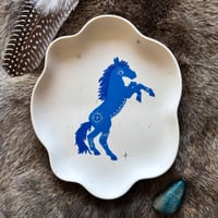 Image 2 of Plat décoratif « Tasunka »