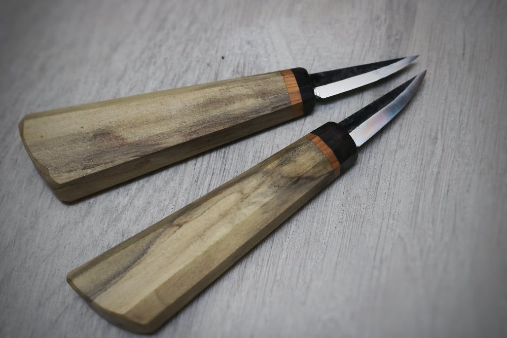 Image of Mini slöjd with elder, yew and rosewood handle