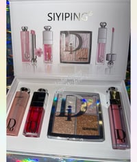 Image 4 of Makeup & Lip Set