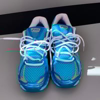 Image 4 of  size: us7 uk5 eu38 cm24