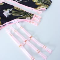 Image 5 of The Isla Set