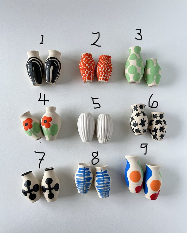 Image of Mini flower vase pins 