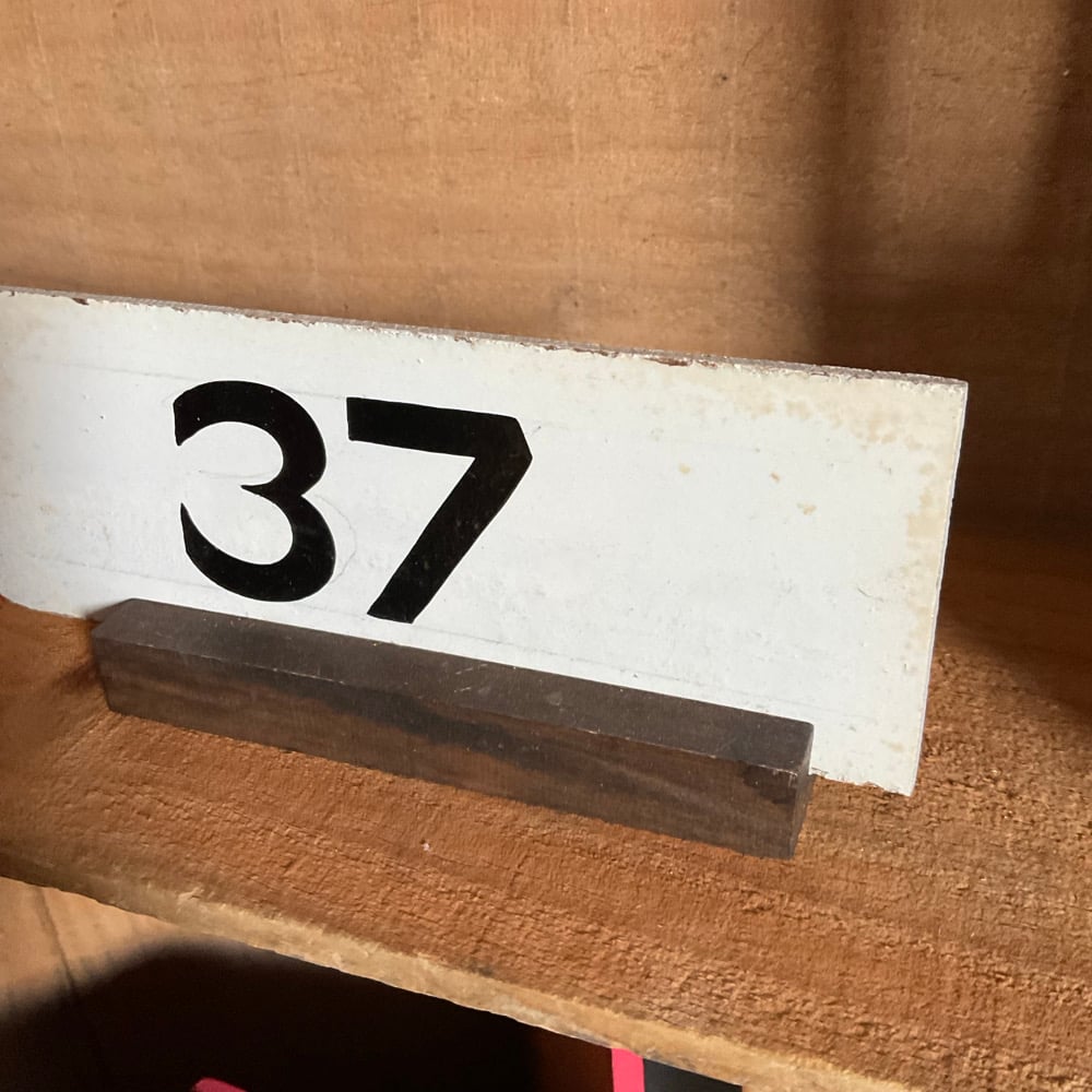 Image of no.37