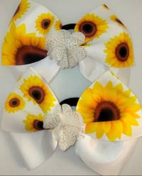 Sunflower Dreams 2 piece hair bow set 
