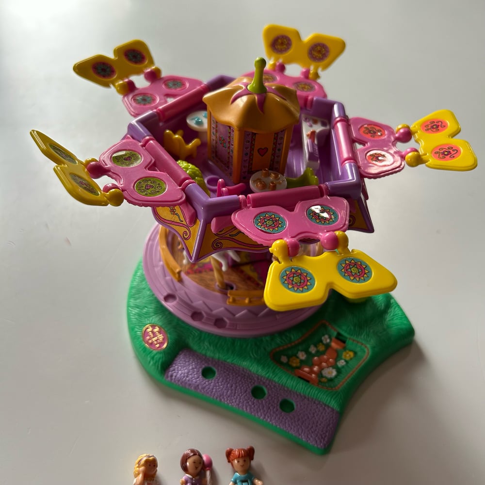 Image of Polly pocket spin pretty carousel 