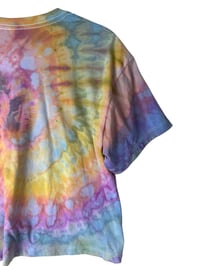Image 7 of S Crop Tee in Muted 90's Spiral Ice Dye