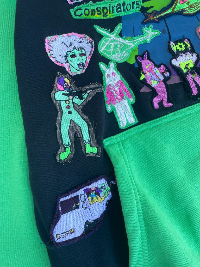 Conspirator remix hoodie [M] Image 5