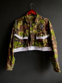 Image 2 of Camo Cropped Jacket 1/1 Size M/L