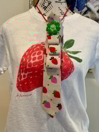 Image 3 of Berry Sweet