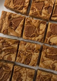 Biscoff Blondies