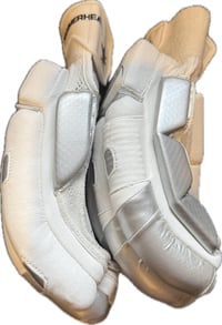 Image 2 of Legend II Batting Gloves