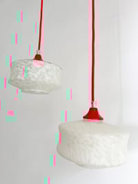 Image 3 of LÁMPARAS DE TECHO VIDRIO BLANCO, AÑOS 70
