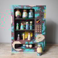 Image 2 of chrysanthemum vending machine