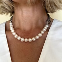 Image 1 of Baroque pearl necklace with locks