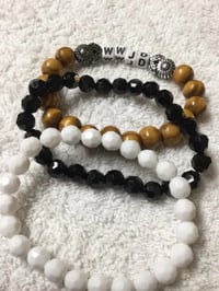 109 WWJD Stretch Bracelets