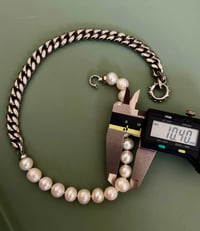 Image 4 of Baroque pearl necklace with locks