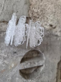 Image 5 of  viseči uhani NAGELJ // CARNATION drop earrings