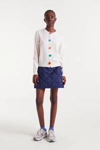 Image 2 of CÁRDIGAN PUNTO DETALLES CORAZÓN BLANCO