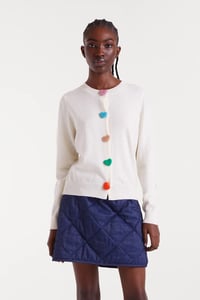 Image 5 of CÁRDIGAN PUNTO DETALLES CORAZÓN BLANCO