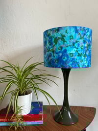 Image of Fresh Meadow Shamrock Flowers Shade 30cm
