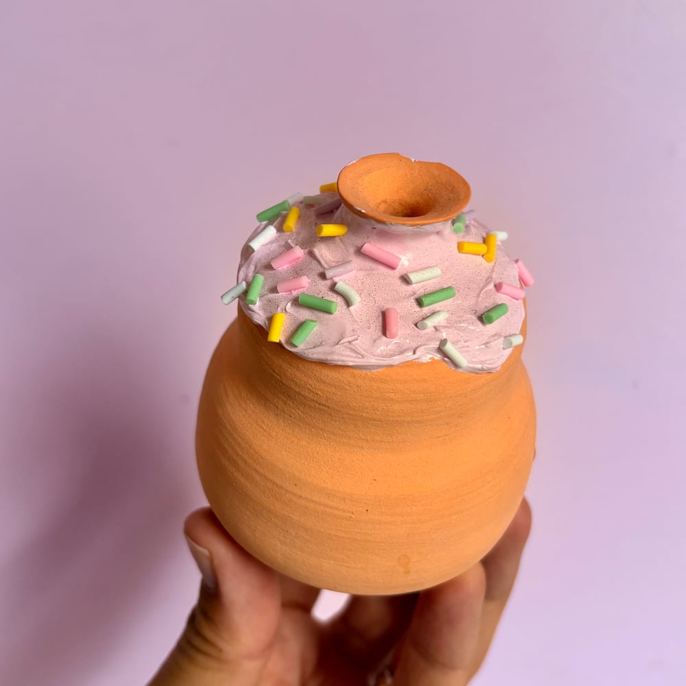Image of Strawberry Cake Pot