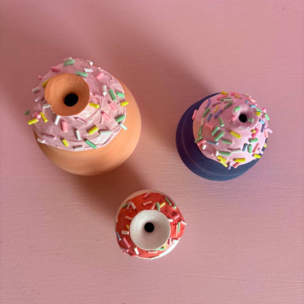 Image of Strawberry Cake Pot