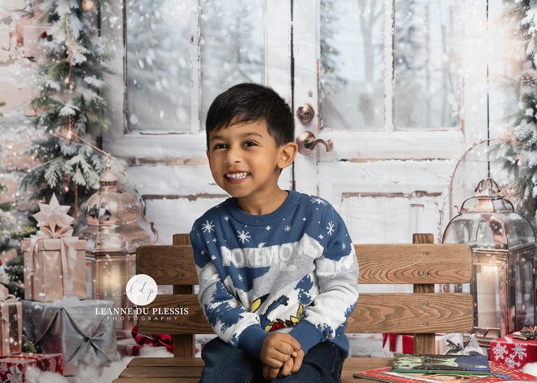 Christmas Mini Sessions - Sunday 16th November 2025 Image 4