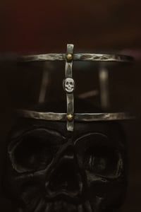 Image 3 of Hard Reset