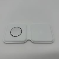 Image 2 of Magsafe Duo Charger