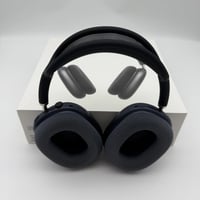 Image 5 of Apple AirPods Max USB-C - Midnight