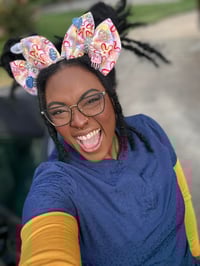 Image 2 of Who lives in a pineapple under the sea?!